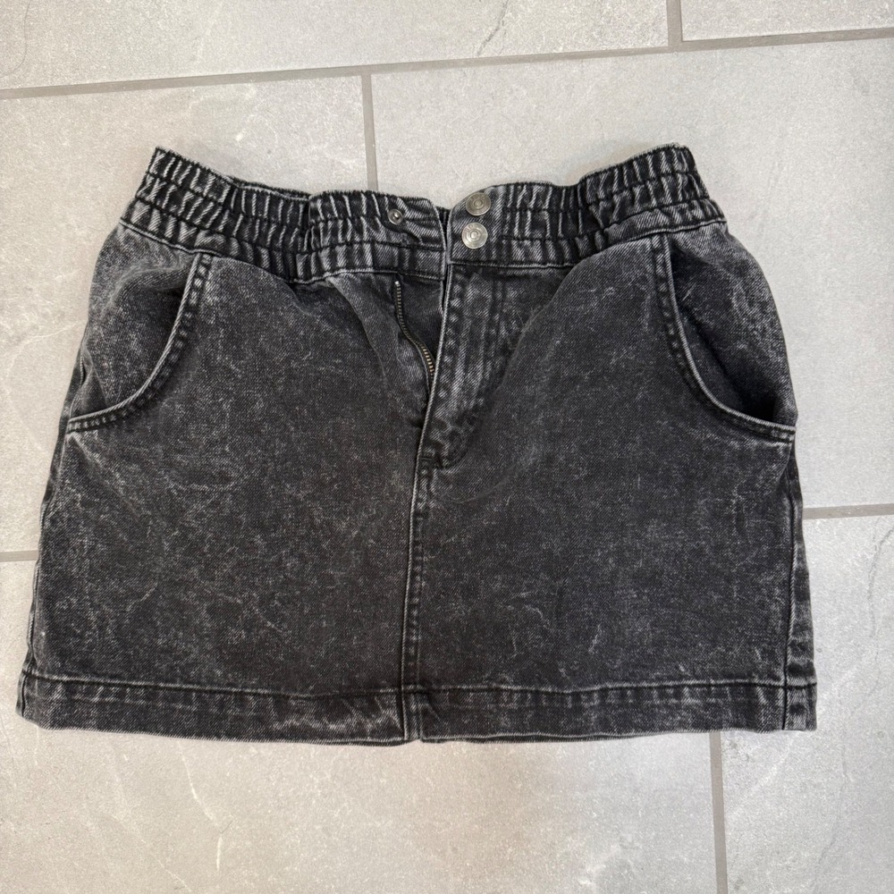 BDG Urban Outfitters Acid Wash Black Denim Mini Skirt Elastic Waist Size L
